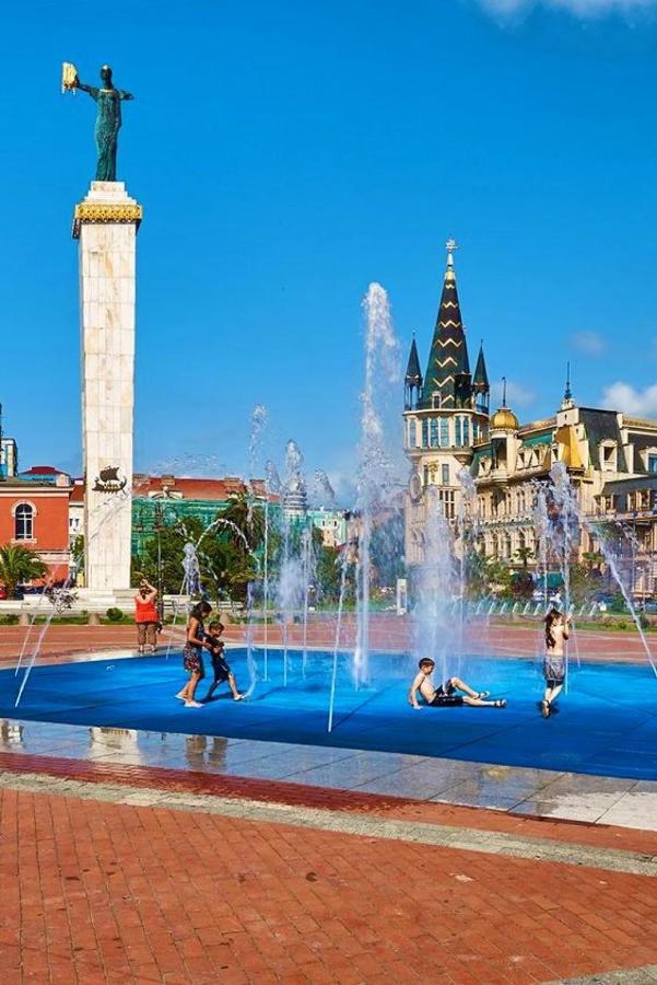 Orbi City Sea View - Special Category Aparthotel Batumi Exterior foto